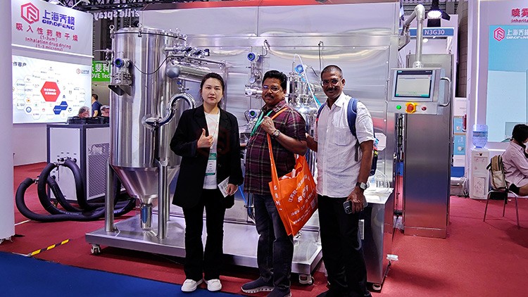 低溫閉式循環噴霧干燥機 QFN-DWBL-1